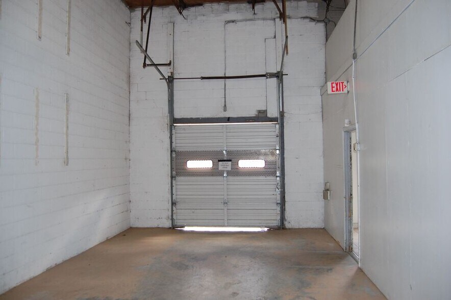 More Photos Of 1269 Pryor Rd, Atlanta Distribution For Lease