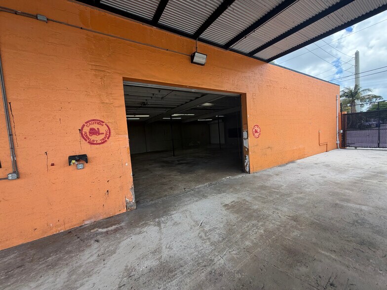 More Photos Of 1636 NE 12th Ter, Fort Lauderdale Manufacturing For Lease