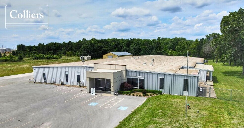 Primary Photo Of 1000 N 2nd St, Rogers Office For Lease