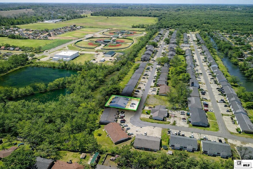 More Photos Of 303 Woodale Dr, Monroe Apartments For Sale