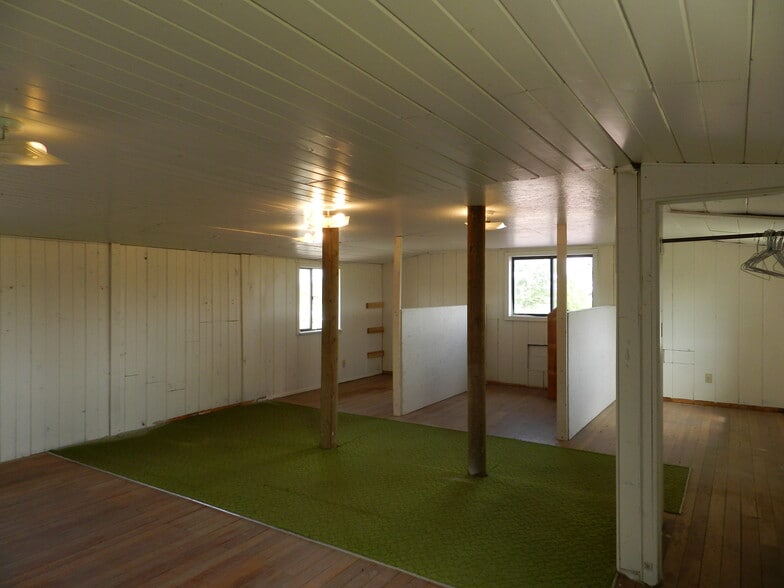 More Photos Of 17656 Highway 550, Montrose Storefront Retail Office For Lease