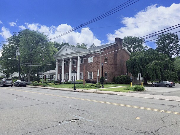 More Photos Of 855 Mountain Ave, Mountainside Bank For Sale