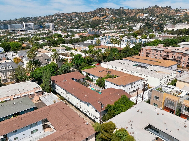 More Photos Of 1218 N Laurel Ave, West Hollywood Apartments For Sale
