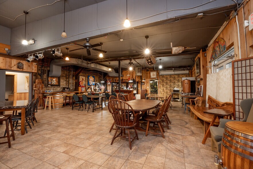 More Photos Of 6123 Lower York Rd, New Hope Specialty For Sale