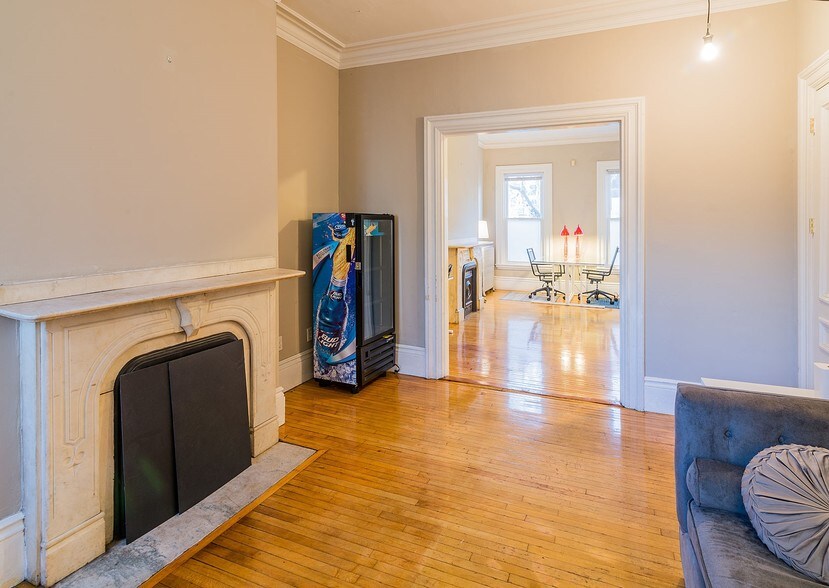 More Photos Of 32 Pearl St, Cambridge Office For Lease