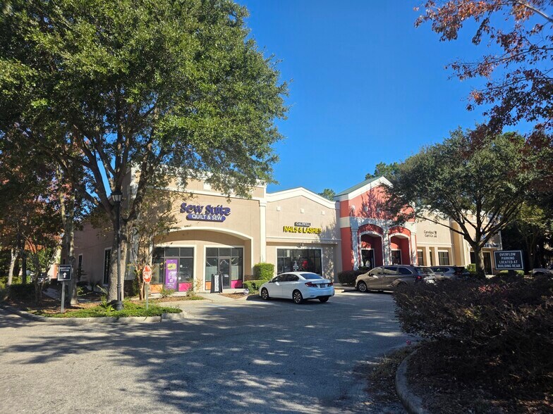 More Photos Of 4375 Bluffton Pky, Bluffton Storefront For Lease