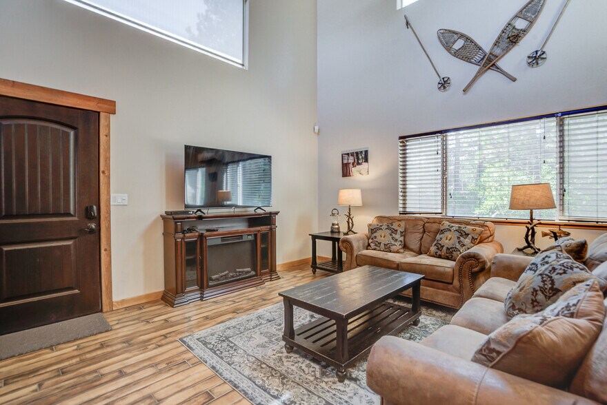 More Photos Of 13255 Circle Dr, Old Station Apartments For Sale