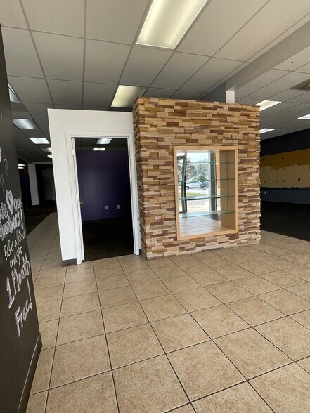 More Photos Of 686-728 Cheney Hwy, Titusville Unknown For Lease