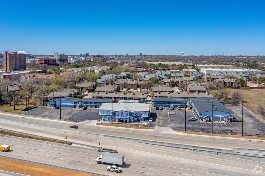 More Photos Of 1175 N Watson Rd, Arlington Hotel For Sale