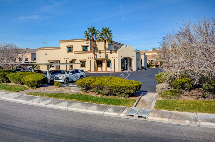 More Photos Of 313 Pilot Rd, Las Vegas Light Distribution For Sale