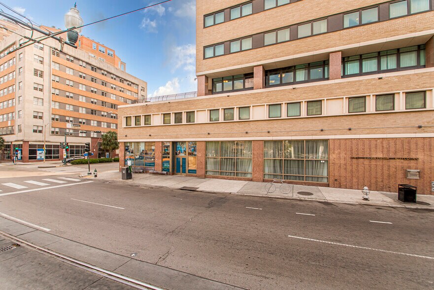 More Photos Of 212 Loyola Ave, New Orleans Hospitality For Sale