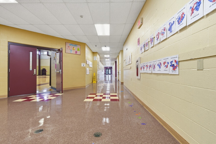 More Photos Of 221 E 12th Ave, Homestead Schools For Lease