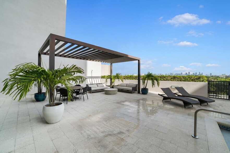 More Photos Of 1501 SW 37th Ave, Miami Apartments For Lease