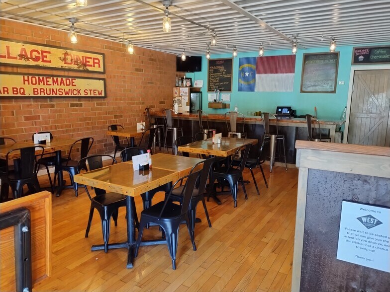 More Photos Of 600 W King St, Hillsborough Restaurant For Lease