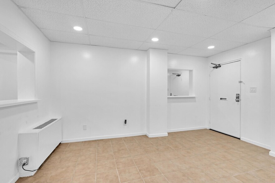 More Photos Of 5565 Columbia Pike, Arlington Multifamily For Sale