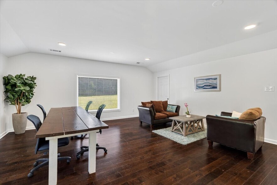 More Photos Of 2855 Us-64 Hwy, Eads Office For Sale