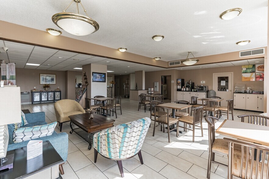 More Photos Of 2693 US-76 Hwy, Marion Hotel For Sale