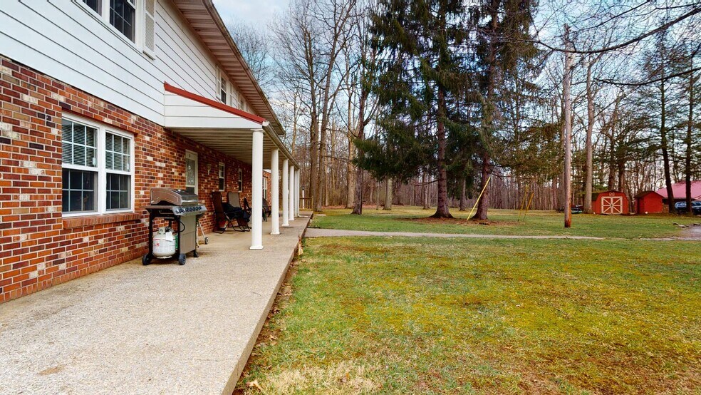 More Photos Of 42 Staley Drive, Morgantown Apartments For Sale