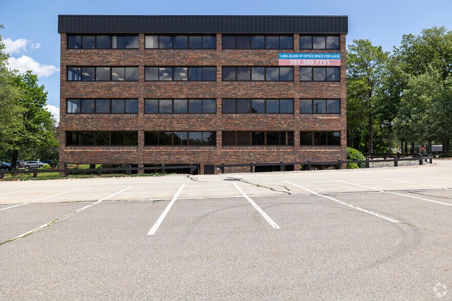 More Photos Of 98 Spit Brook Rd, Nashua Office For Lease