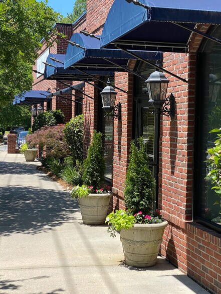 Primary Photo Of 4581 Forsyth Rd, Macon-Bibb Freestanding For Lease