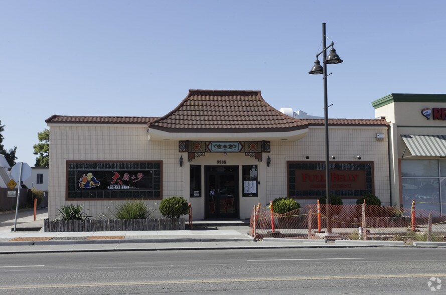 More Photos Of 3335 Castro Valley Blvd, Castro Valley Restaurant For Sale