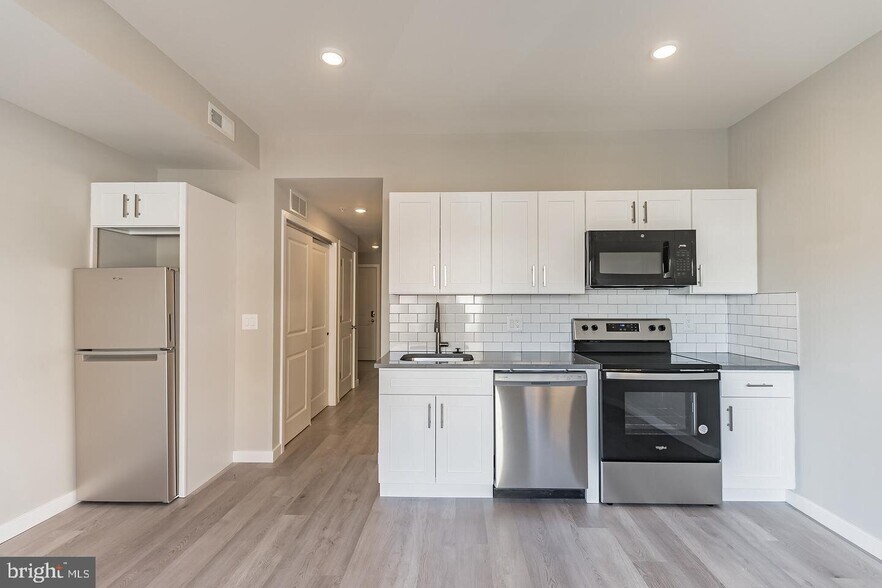 More Photos Of 2243 N Broad St, Philadelphia Apartments For Sale