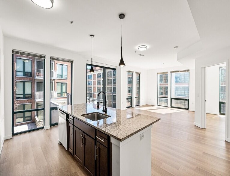 More Photos Of 121 Towne St, Stamford Apartments For Lease