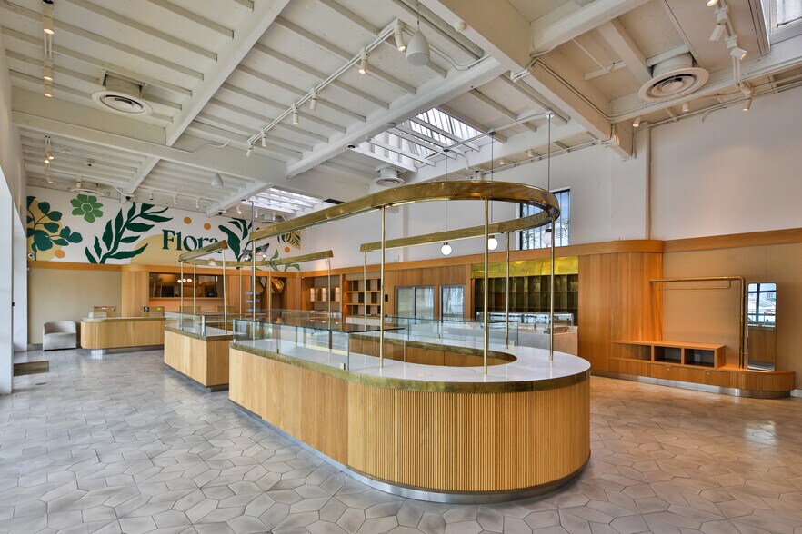 More Photos Of 8151 W 3rd St, Los Angeles Storefront For Lease