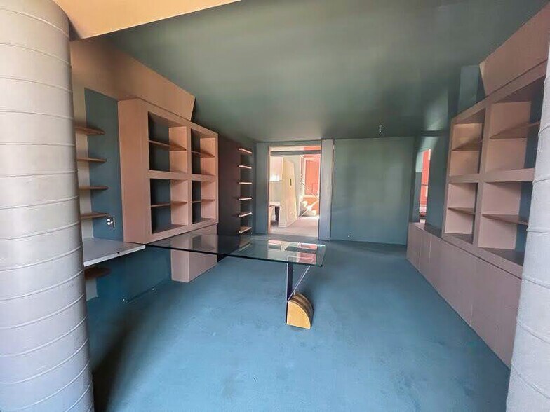 More Photos Of 357 N Craig St, Pittsburgh Office For Sale