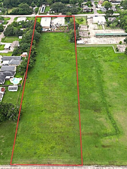More Photos Of 508 Cedar Bayou Rd, Baytown Warehouse For Sale