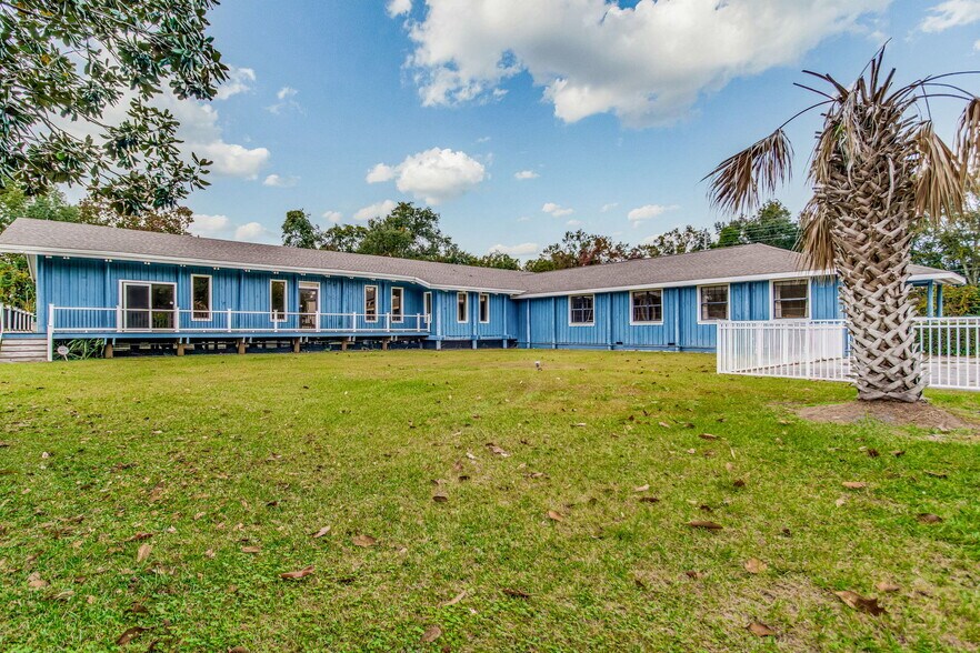 More Photos Of 725 S J St, Pensacola Office Residential For Sale