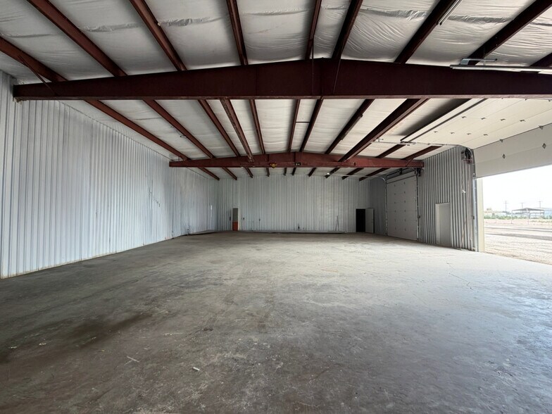 More Photos Of 2410 Steven Rd, Odessa Industrial For Lease