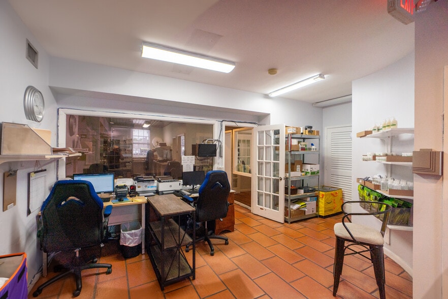 More Photos Of , Coral Gables Office For Sale