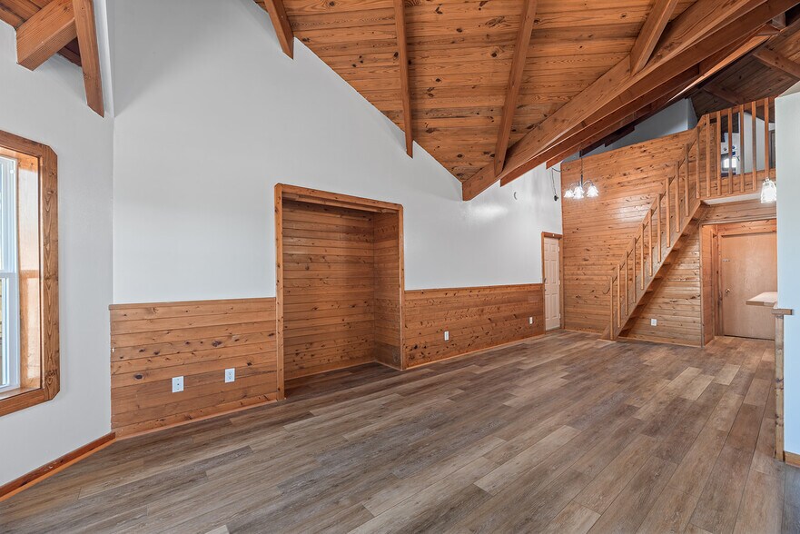 More Photos Of 1711 Bobby Lee Trl, Kill Devil Hills Apartments For Sale