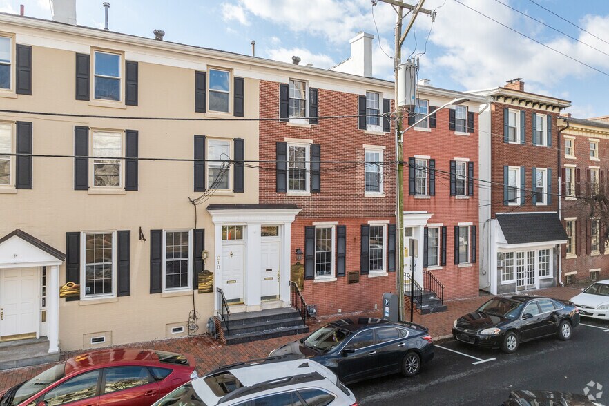 Primary Photo Of , Media Office For Sale