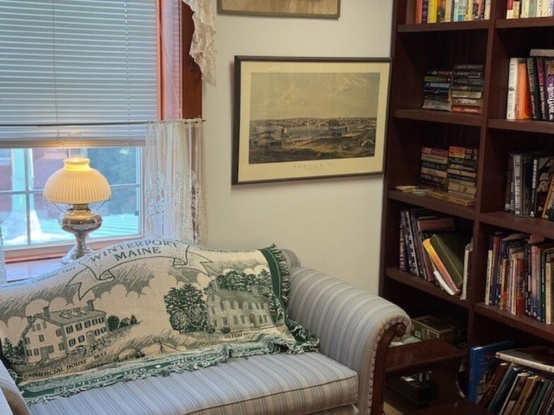 More Photos Of 114 Main St, Winterport Freestanding For Sale