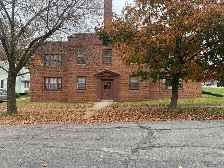 More Photos Of 2521 Noble Rd, Cleveland Heights Apartments For Sale