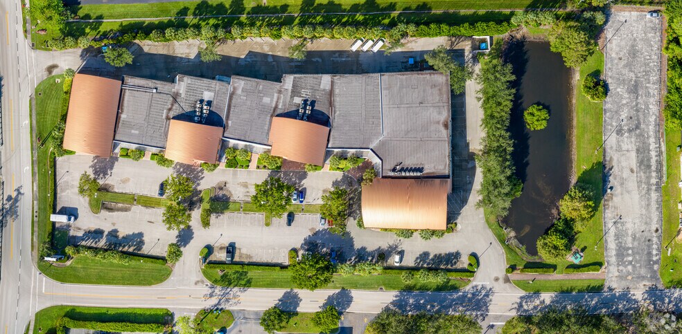 More Photos Of 1901 Brantley Rd, Fort Myers Unknown For Lease