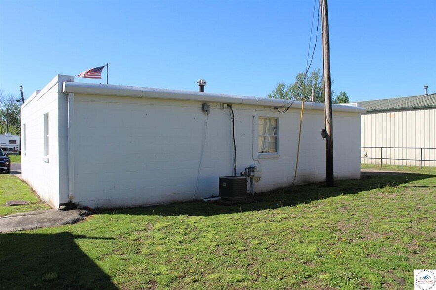 More Photos Of 102 Mockbee St, Hughesville Post Office For Sale