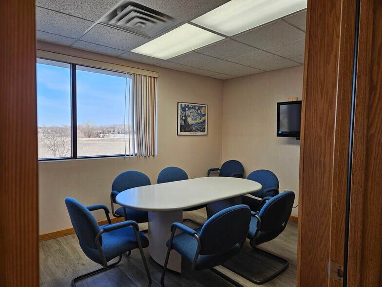 More Photos Of 4705 Towne Centre, Saginaw Medical For Sale