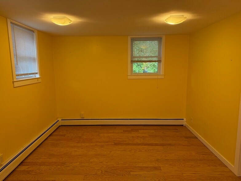 More Photos Of 124 Washington St, Tappan Office For Lease