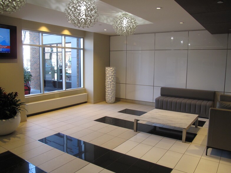 More Photos Of 933 17th Ave SW, Calgary Office For Lease