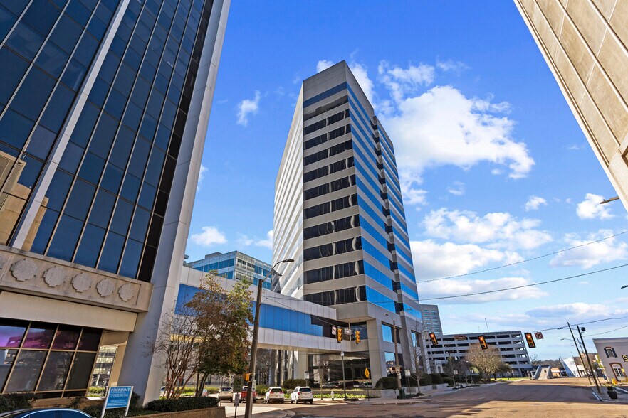 More Photos Of 188 E Capitol St, Jackson Office For Lease