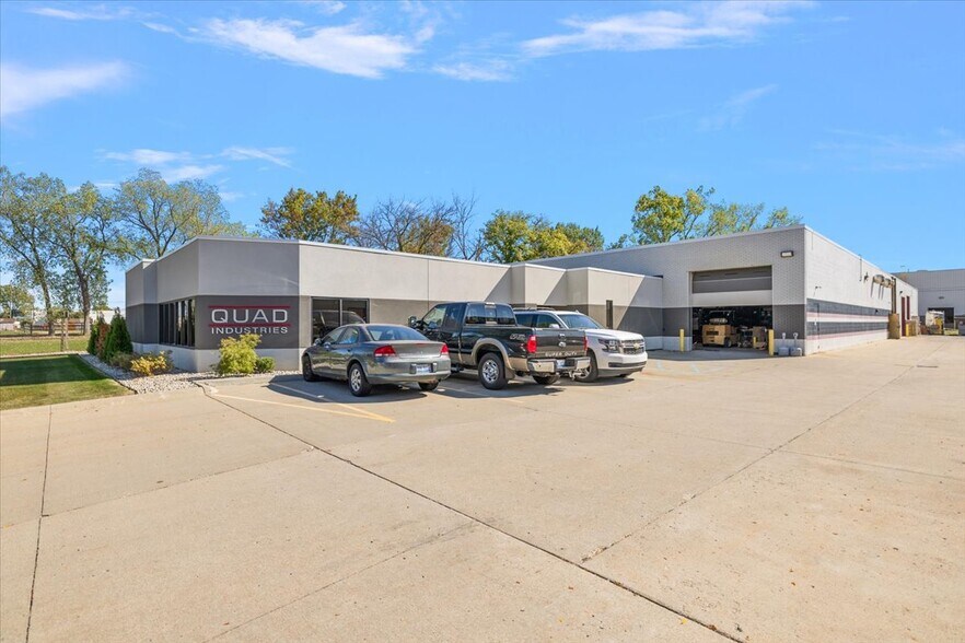 More Photos Of 14570 Barber Ave, Warren Warehouse For Sale