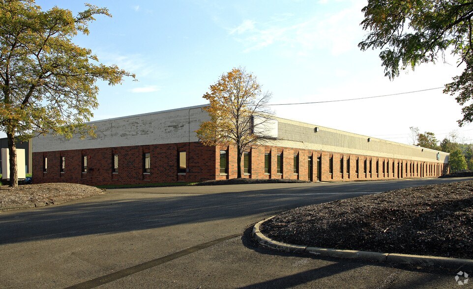 More Photos Of 21610 Alexander Rd, Oakwood Village Warehouse For Lease