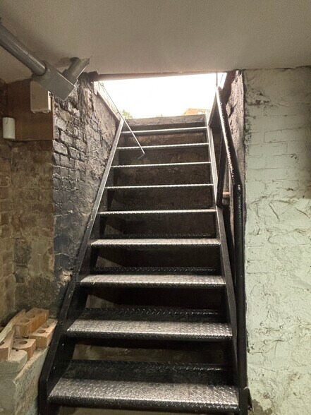 More Photos Of 322 Myrtle Ave, Brooklyn Storefront Retail Residential For Lease