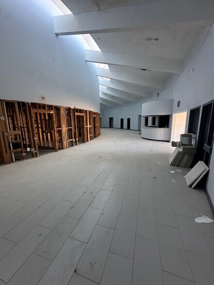 More Photos Of 125 Dillon Dr, Spartanburg Medical For Lease