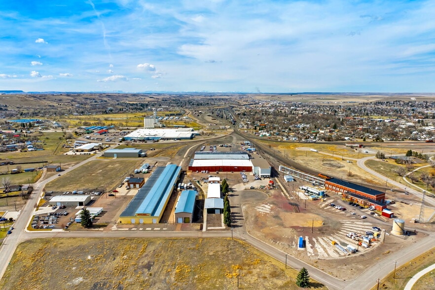 More Photos Of 700 Keogh Ct, Great Falls Light Distribution For Lease