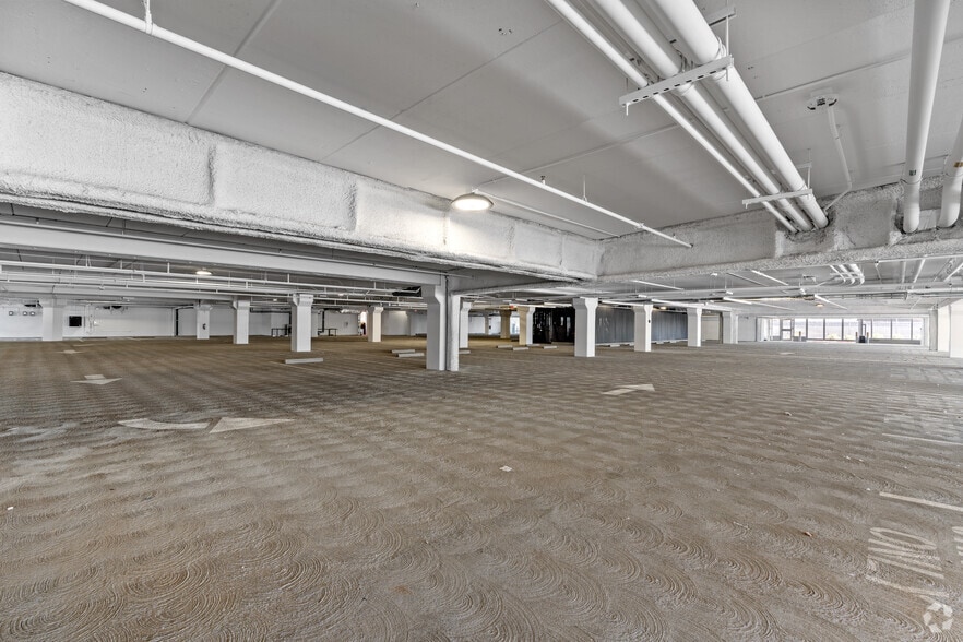 More Photos Of 777 Industrial Rd, San Carlos Research And Development For Lease