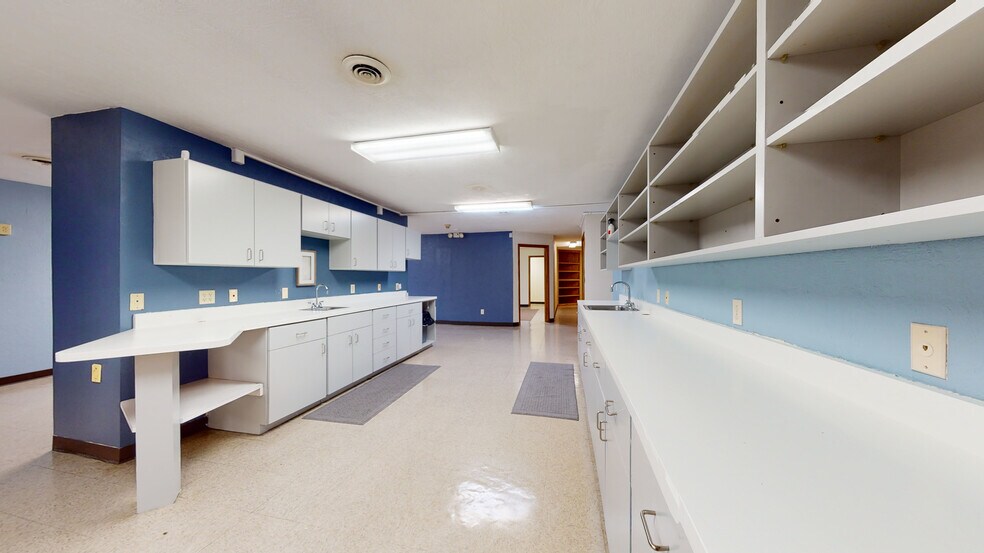 More Photos Of 12249 US Route 30, North Huntingdon Veterinarian Kennel For Sale